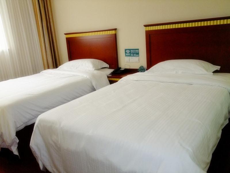 Greentree Inn Shanghai Hongqiao Metro Station Express Hotel מראה חיצוני תמונה